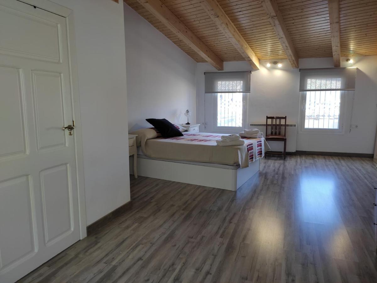 Ca Miquel Vila Tivissa Exterior foto